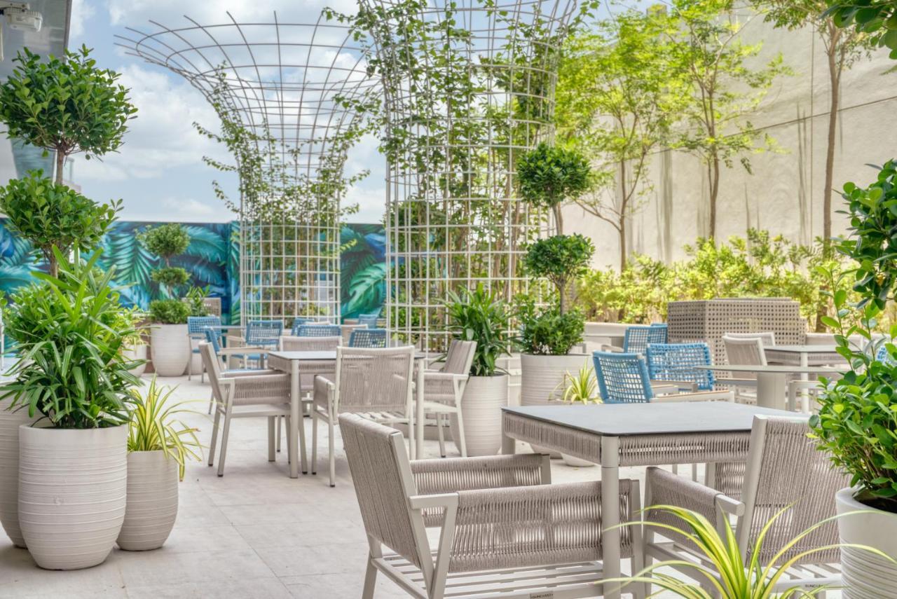 Hotel The First Collection Dubai Business Bay Extérieur photo Rooftop terrace