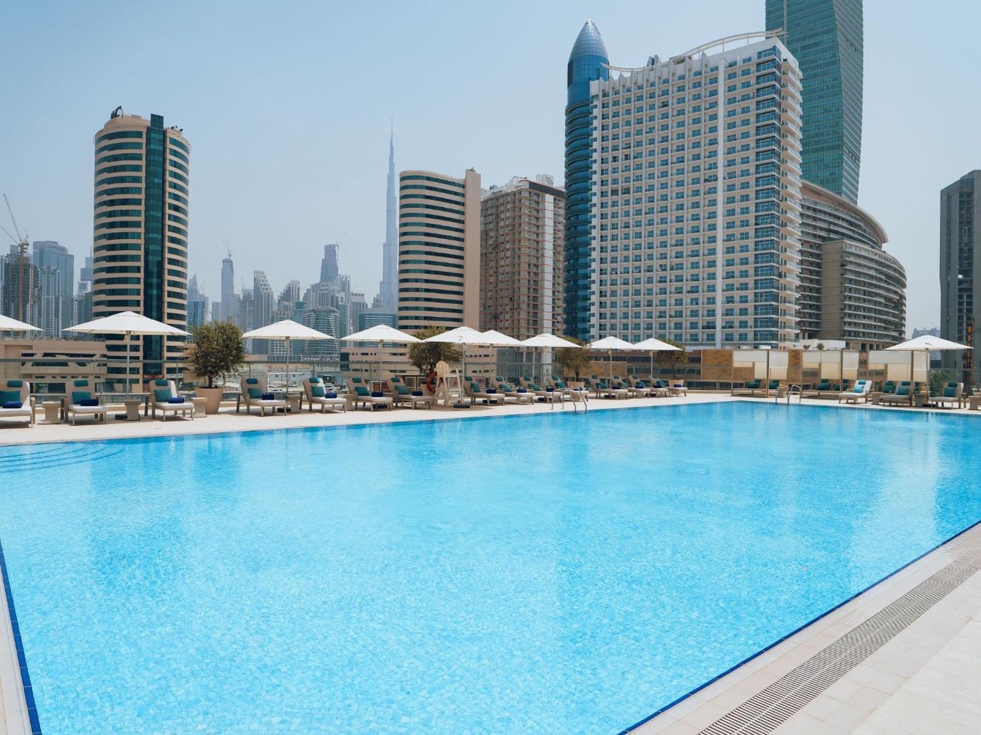 Hotel The First Collection Dubai Business Bay Extérieur photo The pool at Jumeirah Jumeirah